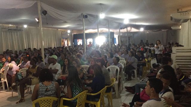Auditório lotado assiste à ação em Camaragibe