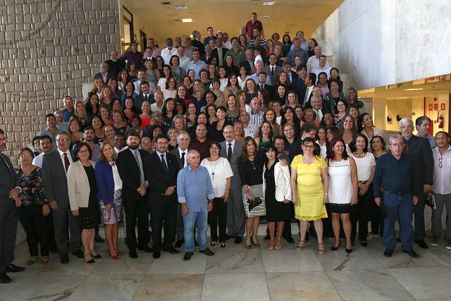 Magistrados e servidores posam para foto oficial do Prata da Casa 2017