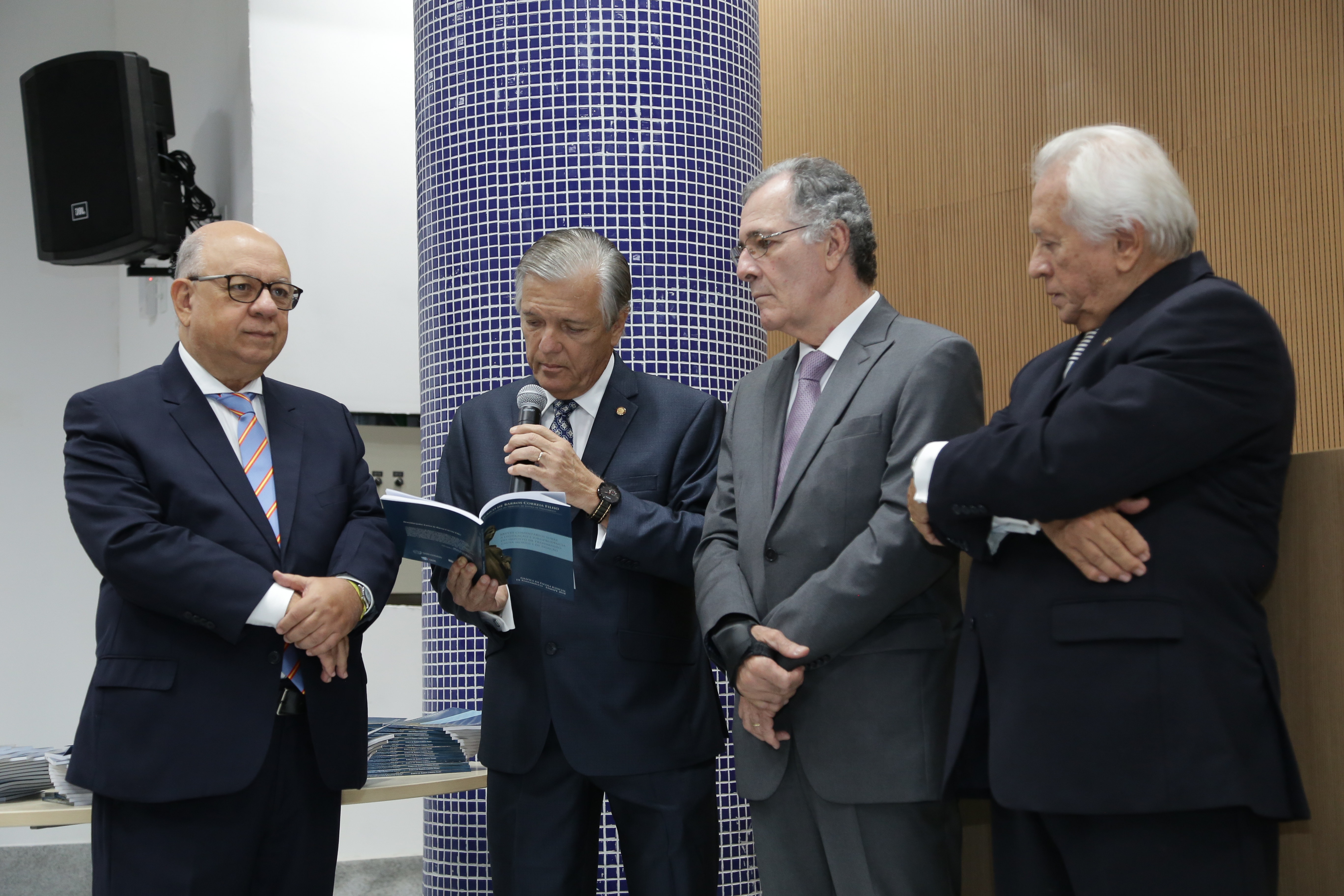 Desembargadores Eduardo Sertório, Eurico de Barros e Leopoldo Raposo e o advogado Silvio Neves Baptista