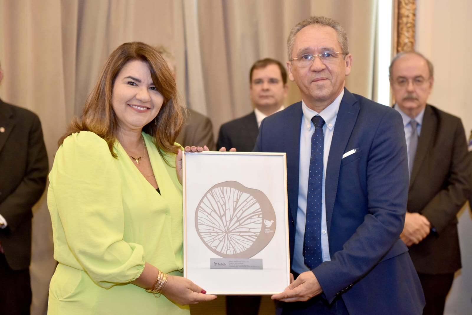 Juíza assessora especial da CGJ-PE, Roberta Viana Jardim, durante premiação da Revista Total no Palácio da Justiça. 