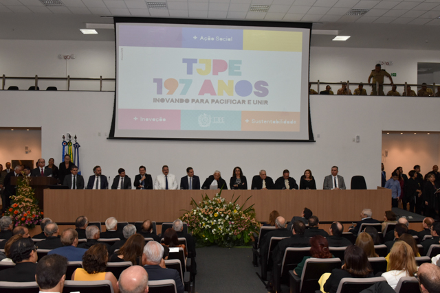 TJPE comemora 197 anos na Esmape