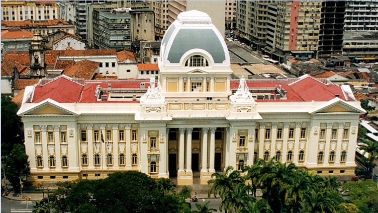 Frente do Palácio da Justiça visto de cima