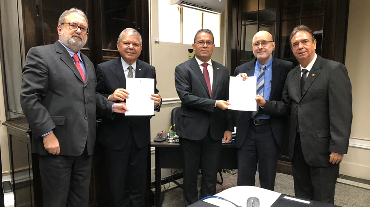 Foto da notícia - Comissão Revisora do Coje apresenta Anteprojeto de Resolução à Presidência do TJPE