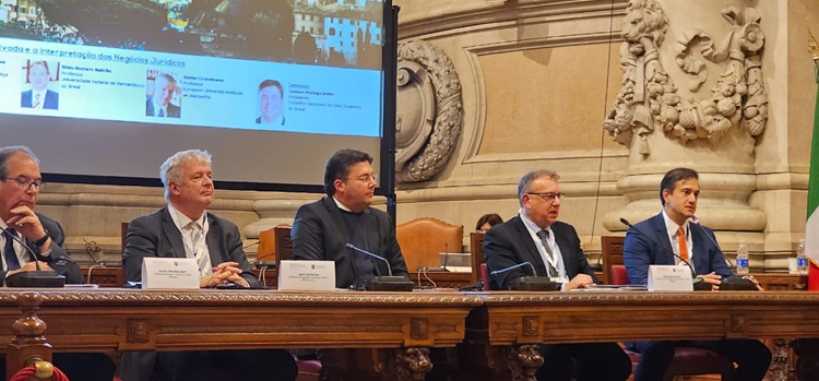 Foto da notícia - Supervisor da Esmape participa do Seminário Internacional de Autonomia Privada na Contemporaneidade, na Itália