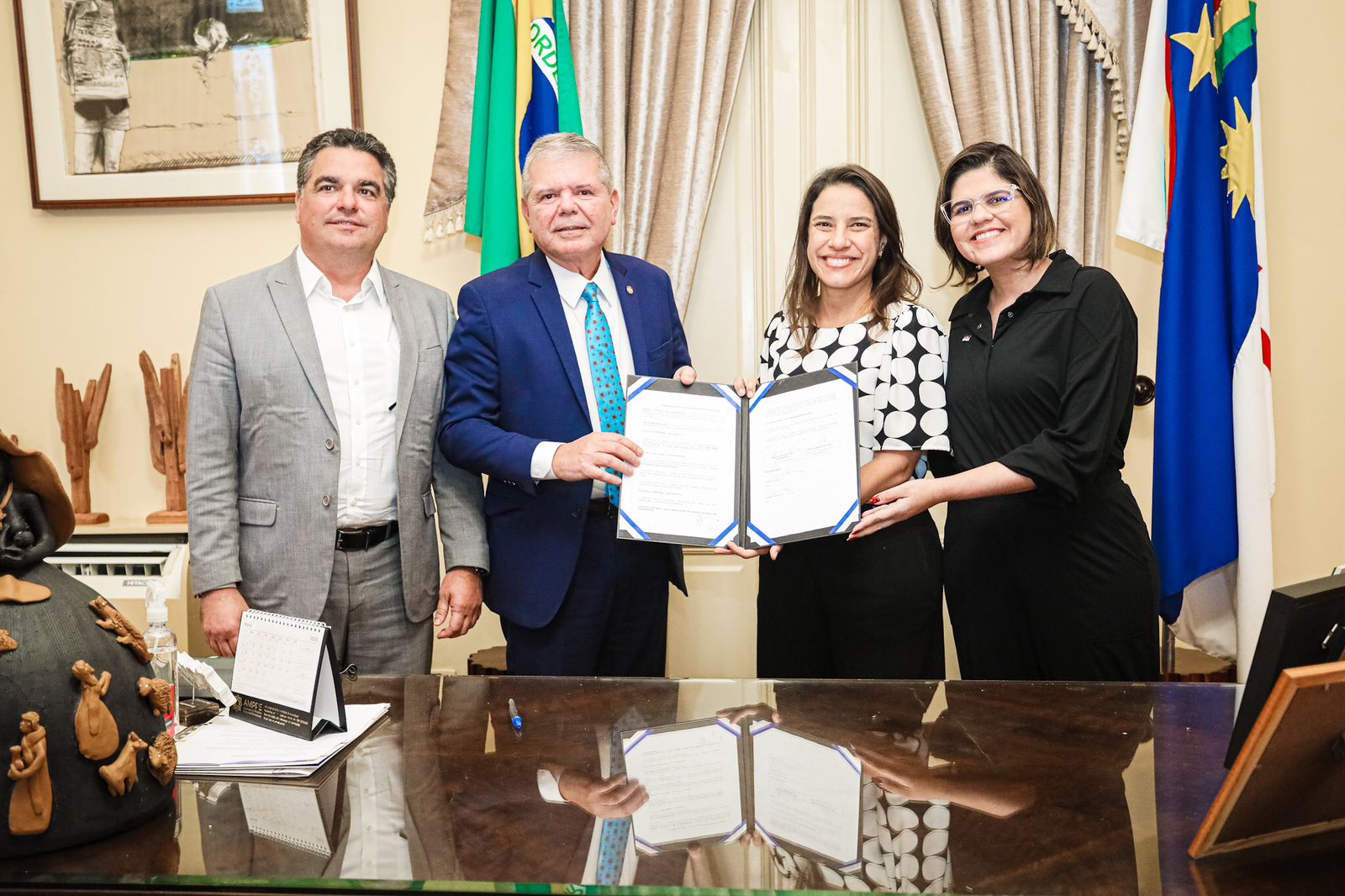 Presidente do TJPE, desembargador Ricardo Paes Barreto, no Palácio do Campo das Princesas. 